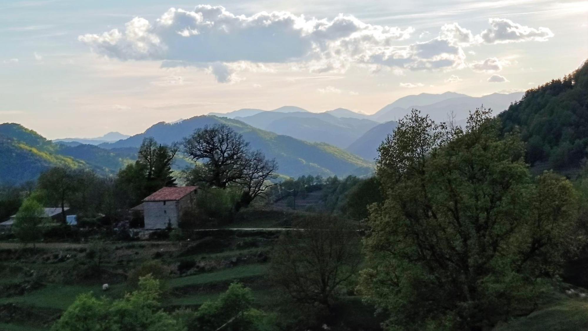 Allotjaments Rurals Can Punti Vallfogona de Ripolles Εξωτερικό φωτογραφία